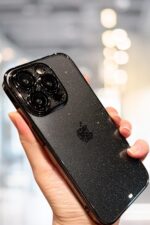 iPhone 14 Pro Max Garage Simli Kapak